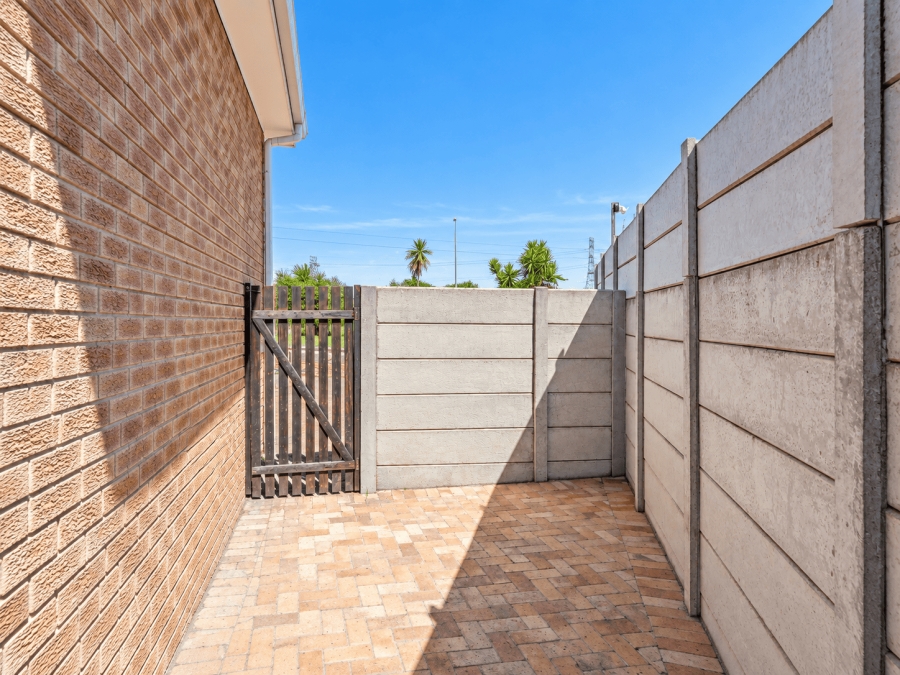 3 Bedroom Property for Sale in Protea Heights Western Cape